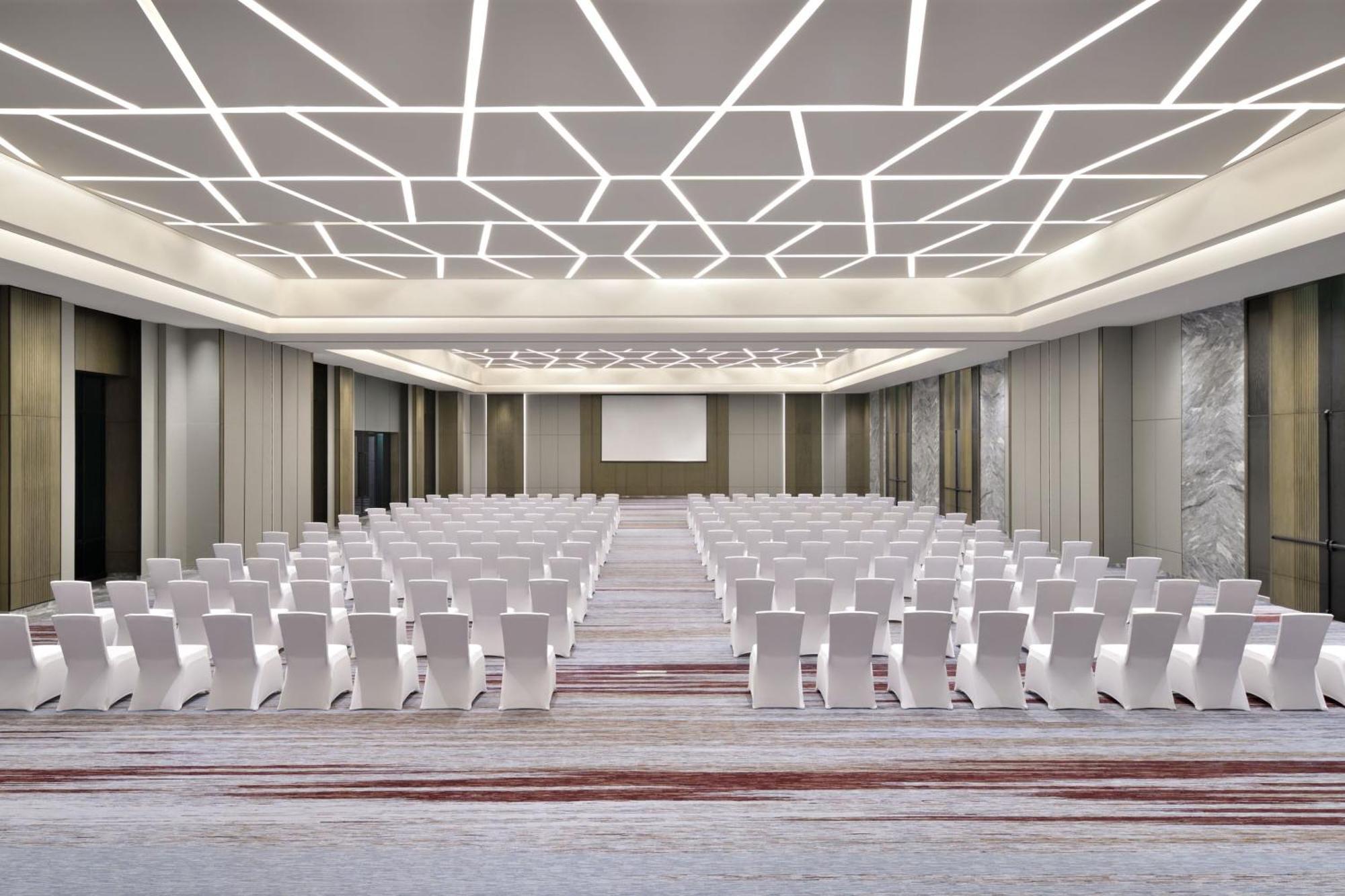 Courtyard By Marriott Gorakhpur Otel Dış mekan fotoğraf