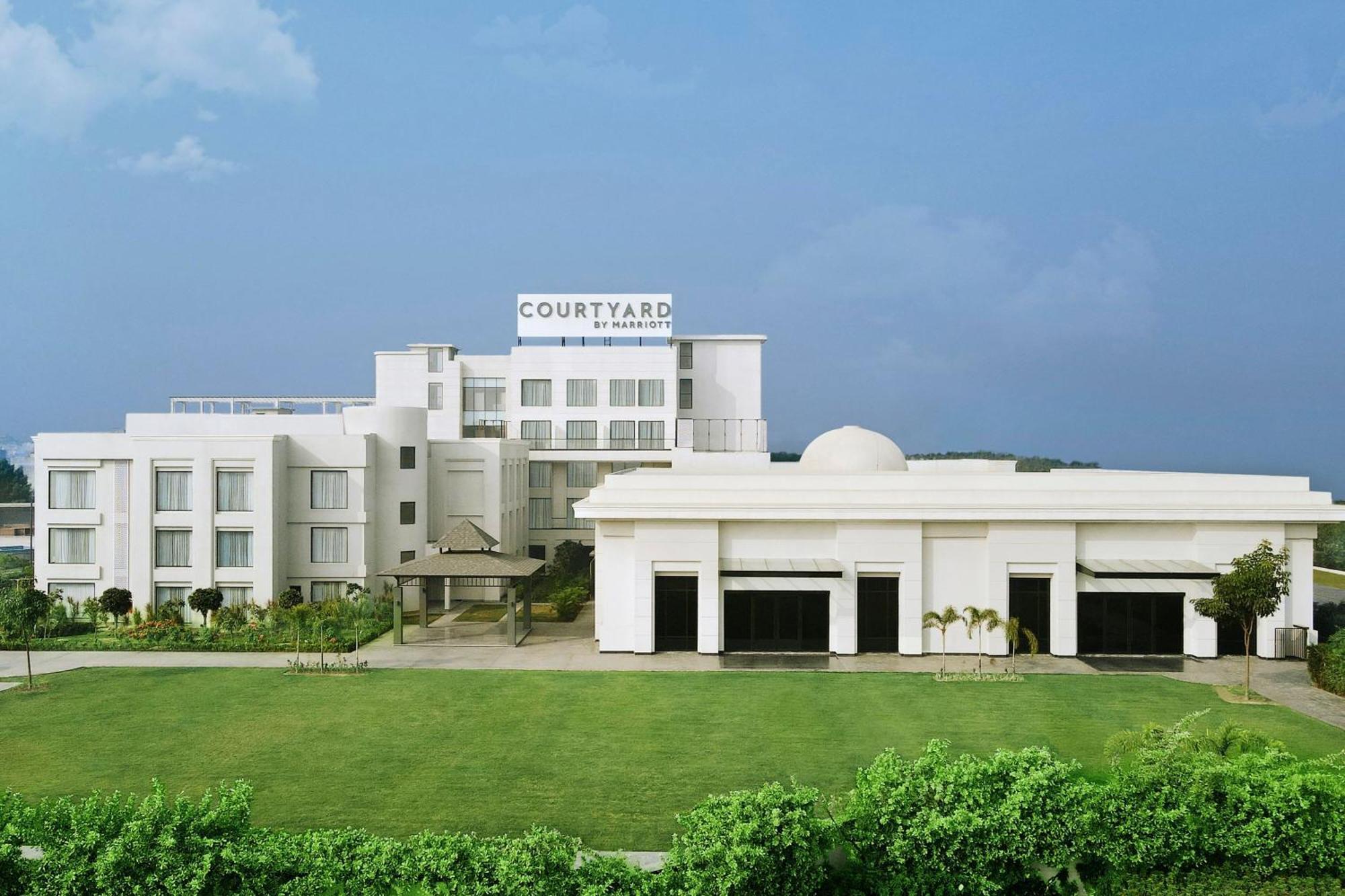 Courtyard By Marriott Gorakhpur Otel Dış mekan fotoğraf